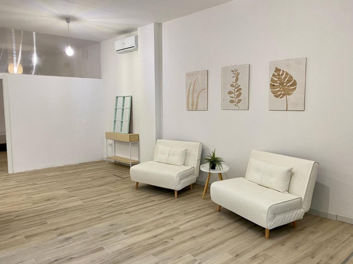 Flamenca Triana - Apartamento Wifi Con 2 Dormitorios 2 Sofas Camas 2 Banos Sevilla Dış mekan fotoğraf