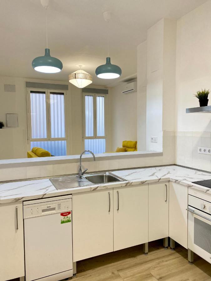 Flamenca Triana - Apartamento Wifi Con 2 Dormitorios 2 Sofas Camas 2 Banos Sevilla Dış mekan fotoğraf