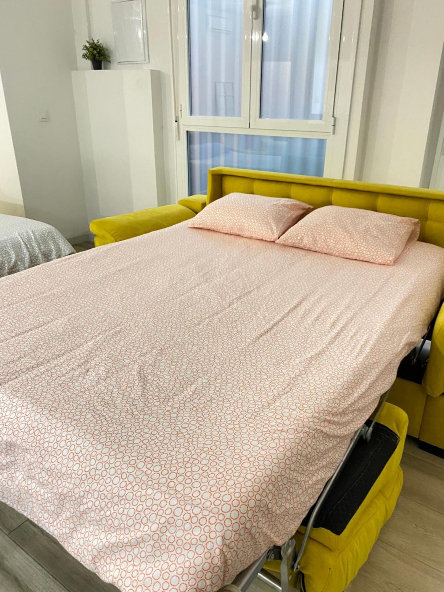 Flamenca Triana - Apartamento Wifi Con 2 Dormitorios 2 Sofas Camas 2 Banos Sevilla Dış mekan fotoğraf