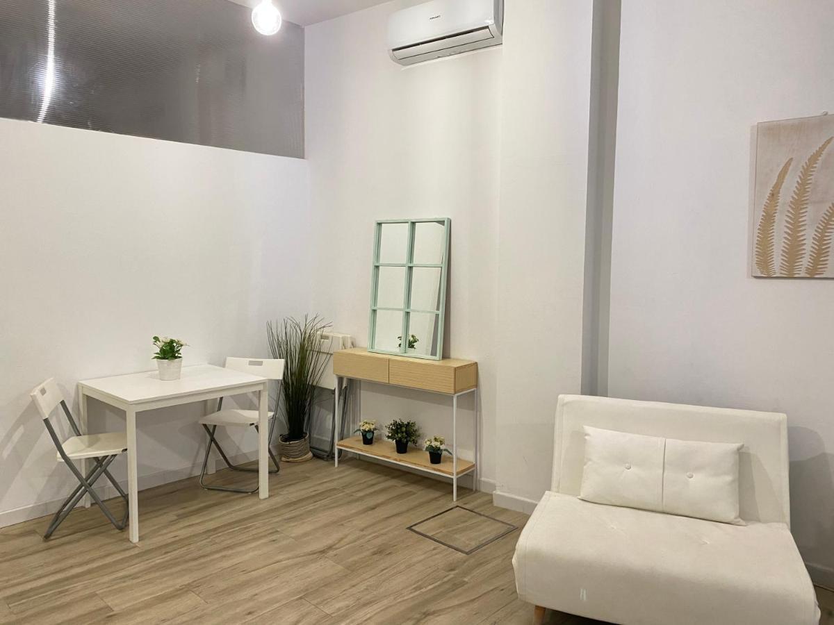 Flamenca Triana - Apartamento Wifi Con 2 Dormitorios 2 Sofas Camas 2 Banos Sevilla Dış mekan fotoğraf